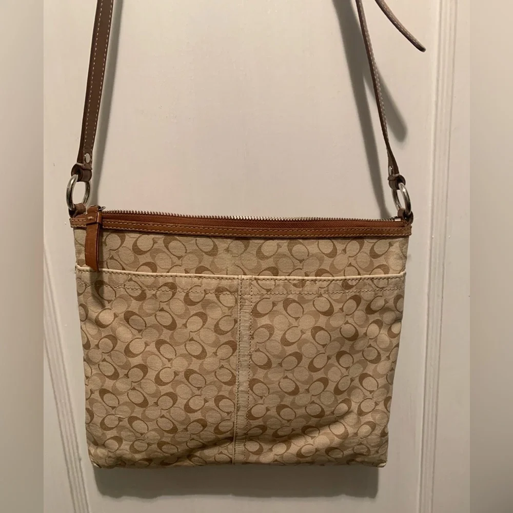 COACH Bias File Bag Crossbody Coated Canvas #17120 Signature C's Khaki/Toffee